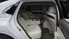2023 Genesis G90 Gasoline 3.5 Turbo e-S/C 2WD, белый — фото 11