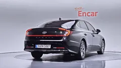 2022 Hyundai Sonata 2.0 — фото 2