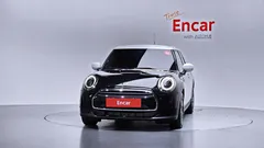 2023 Mini Cooper 5Door Classic — фото 3