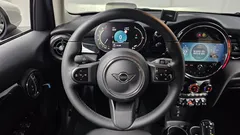 2023 Mini Cooper 5Door Classic — фото 13