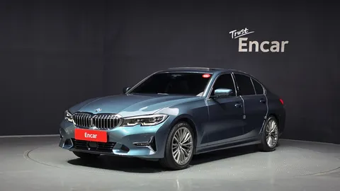 2021 BMW 3-Series 320i Luxury