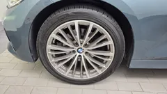 2021 BMW 3-Series 320i Luxury, синий — фото 5