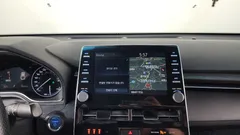 2022 Toyota Avalon 2.5 Hybrid, белый — фото 12