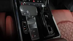 2023 Audi SQ7 4.0 TFSI Quattro, белый — фото 9