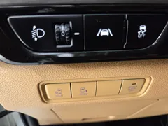 2023 Kia Carnival Diesel 9-Seater Prestige — фото 19