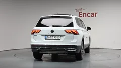 2023 Volkswagen Tiguan 2.0 TSI Prestige, белый — фото 4