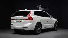 2022 Volvo XC60 B6 Inscirtion — фото 2