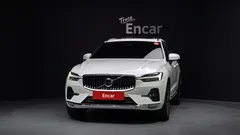 2022 Volvo XC60 B6 Inscirtion — фото 3