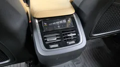 2022 Volvo XC60 B6 Inscirtion — фото 18
