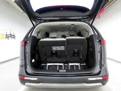 2023 Kia Carnival Gasoline 7-Seater Signature — фото 5