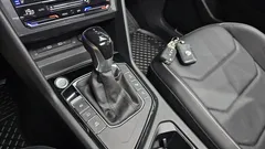2023 Volkswagen Tiguan 2.0 TSI Prestige — фото 9