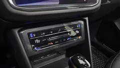 2023 Volkswagen Tiguan 2.0 TSI Prestige — фото 18