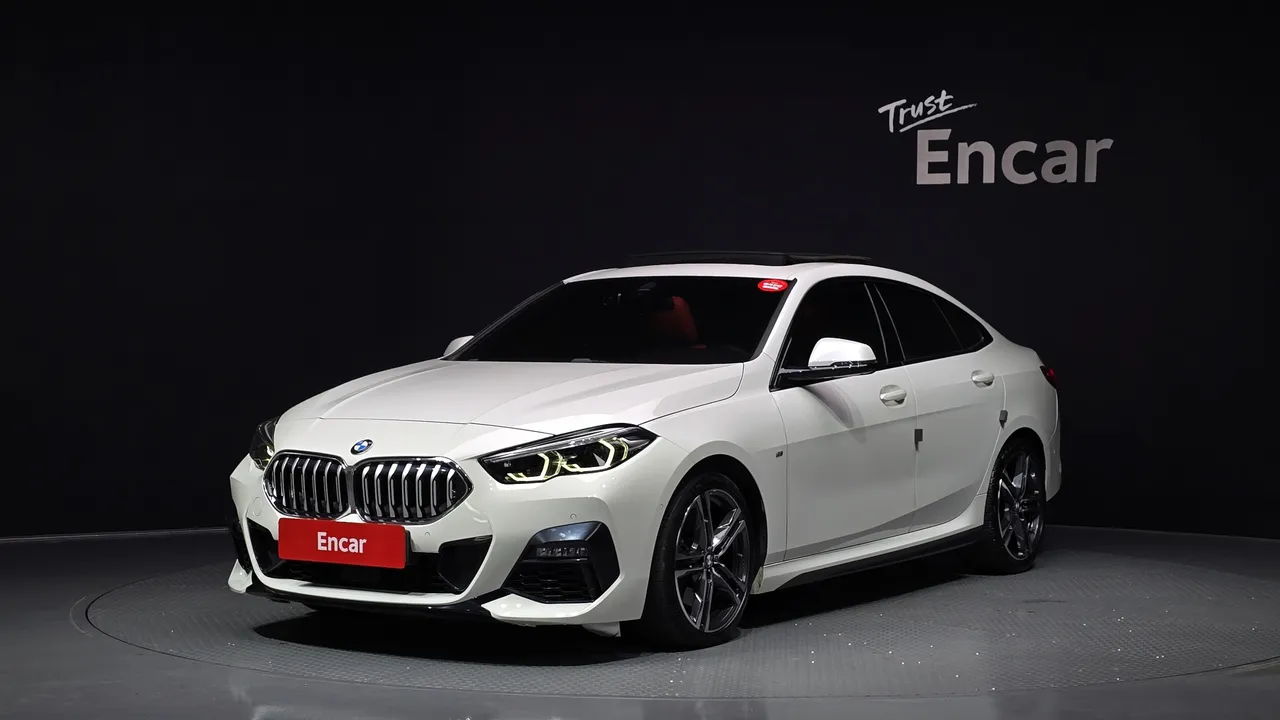 2021 BMW 2-Series 220i M Sports