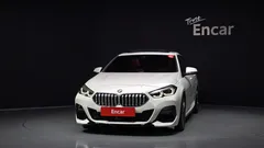 2021 BMW 2-Series 220i M Sports, белый — фото 3