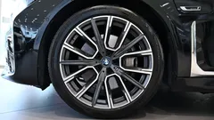 2022 BMW 7-Series 745e iPerformance M Sport — фото 5