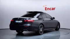 2023 Mercedes-Benz E-Class E350 4MATIC AMG Line — фото 2