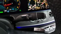 2023 Mercedes-Benz E-Class E350 4MATIC AMG Line — фото 9