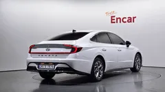 2022 Hyundai Sonata 2.0 — фото 2