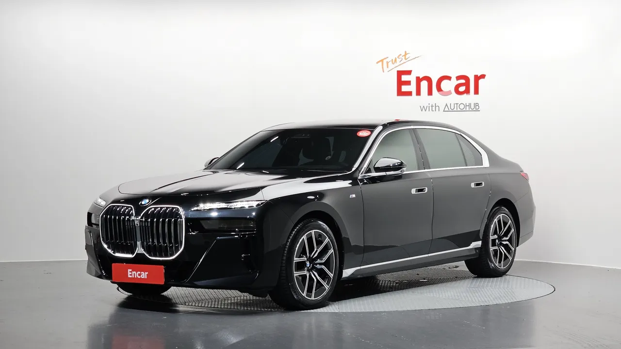 2023 BMW 7-Series 740i sDrive M Sport