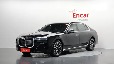 2023 BMW 7-Series 740i sDrive M Sport
