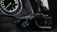 2023 Toyota Camry 2.5 LE Hybrid, белый — фото 18