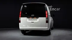 2022 Hyundai Staria Cargo 5-Seater — фото 4
