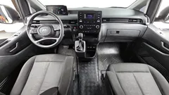 2022 Hyundai Staria Cargo 5-Seater — фото 7