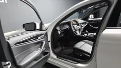 2022 BMW 5-Series 530i xDrive M Sport Package — фото 10
