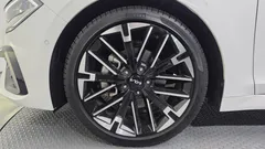 2024 Kia K5 1.6 Turbo, белый — фото 5