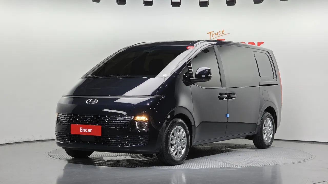 2024 Hyundai Staria L3.5 Cargo 5-Seater