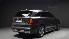 2021 Kia Sorento HEV 1.6 4WD, серый — фото 2
