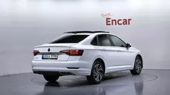 2021 Volkswagen Jetta 1.4 TSI Prestige — фото 2
