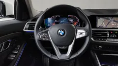 2022 BMW 3-Series 320d Touring Luxury — фото 13