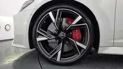 2021 Audi RS6 4.0 TFSI Quattro Avant, белый — фото 5