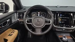 2022 Volvo S60 B5 Inscription — фото 17