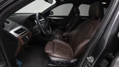 2022 BMW X1 xDrive 20i M Sport, серый — фото 17