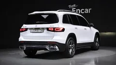 2022 Mercedes-Benz GLB-Class GLB250 4MATIC, белый — фото 2