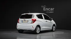 2022 Chevrolet Spark Premier — фото 2