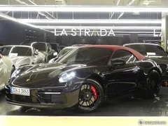 2023 Porsche 911 Carrera 4 GTS Cabriolet, чёрный — фото 3