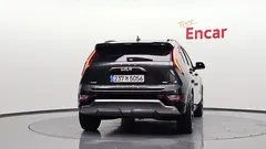 2024 Kia Niro Prestige — фото 4