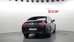 2021 Mercedes-Benz CLS-Class CLS450 4MATIC AMG Line, серый — фото 4