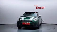 2022 Mini Cooper Classic, зелёный — фото 3