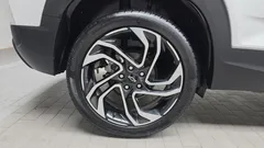 2024 ChevroletGMDaewoo Trailblazer 1.3 Turbo 4WD, белый — фото 5