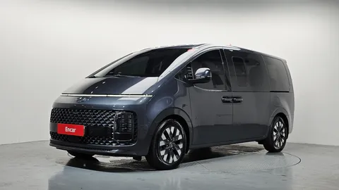 2022 Hyundai Staria 4WD Lounge 9-Seater