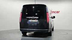2022 Hyundai Staria 4WD Lounge 9-Seater, серый — фото 4