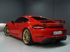 2023 Porsche 718 4.0 GT4 — фото 3