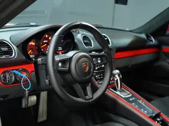 2023 Porsche 718 4.0 GT4 — фото 18