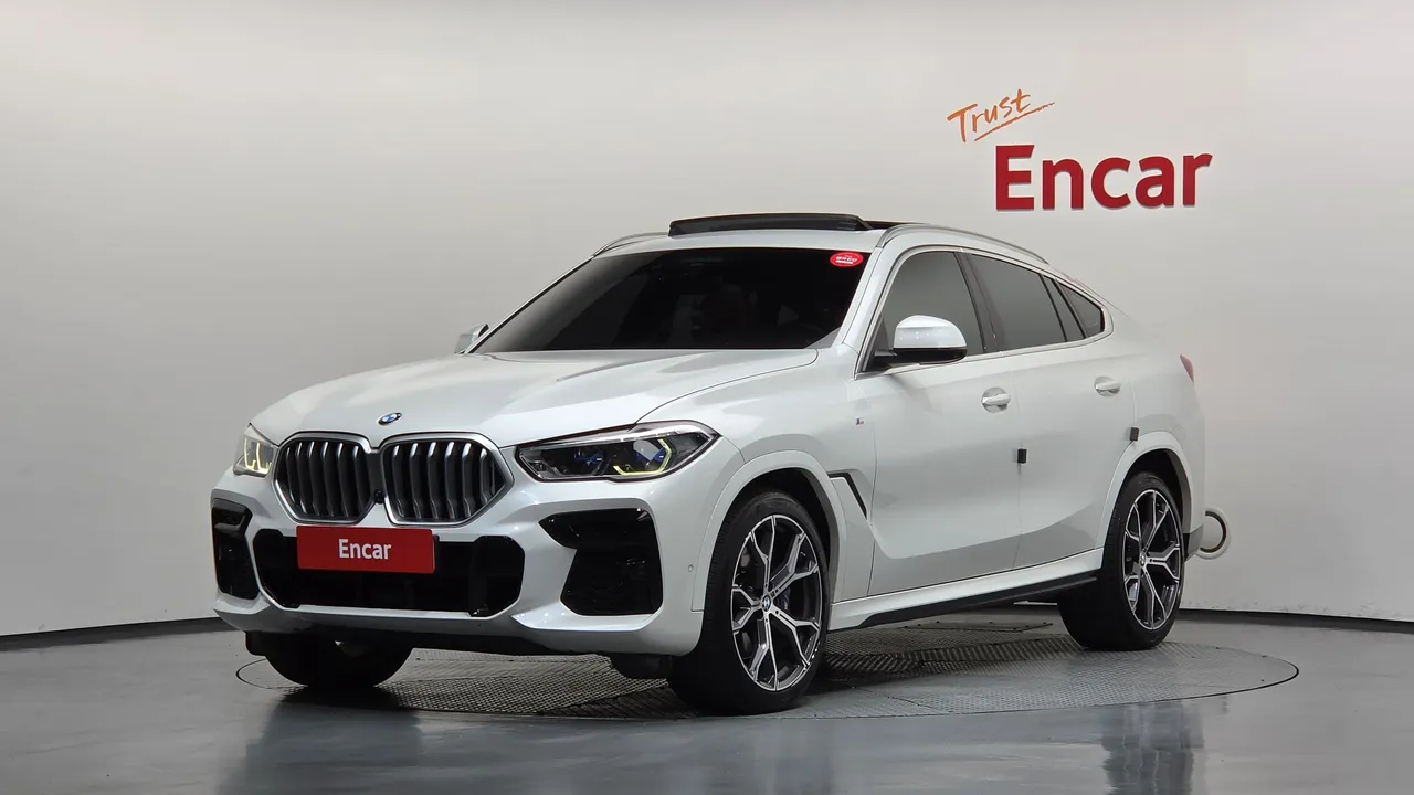 2023 BMW X6 xDrive40i M Sport
