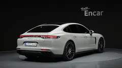 2023 Porsche Panamera 2.9 AWD E-Hybrid Platinum Edition — фото 2
