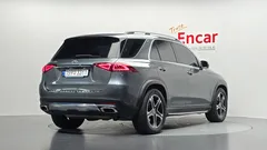 2021 Mercedes-Benz GLE-Class GLE350e 4MATIC, серый — фото 2
